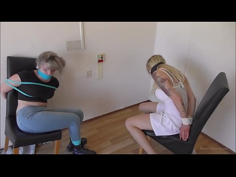 ❤️ Ovisnik / vezan i začepljen usta / djevojka u nevolji Porno kod nas