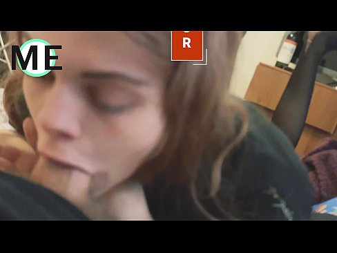 ❤️ Grleni kurac, poderane najlonke i poderane štikle lijepo je upoznati Porno kod nas